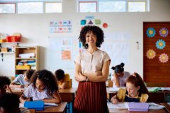 《城市风华录》走进山海城市烟台看中国式现代化的海滨新画卷